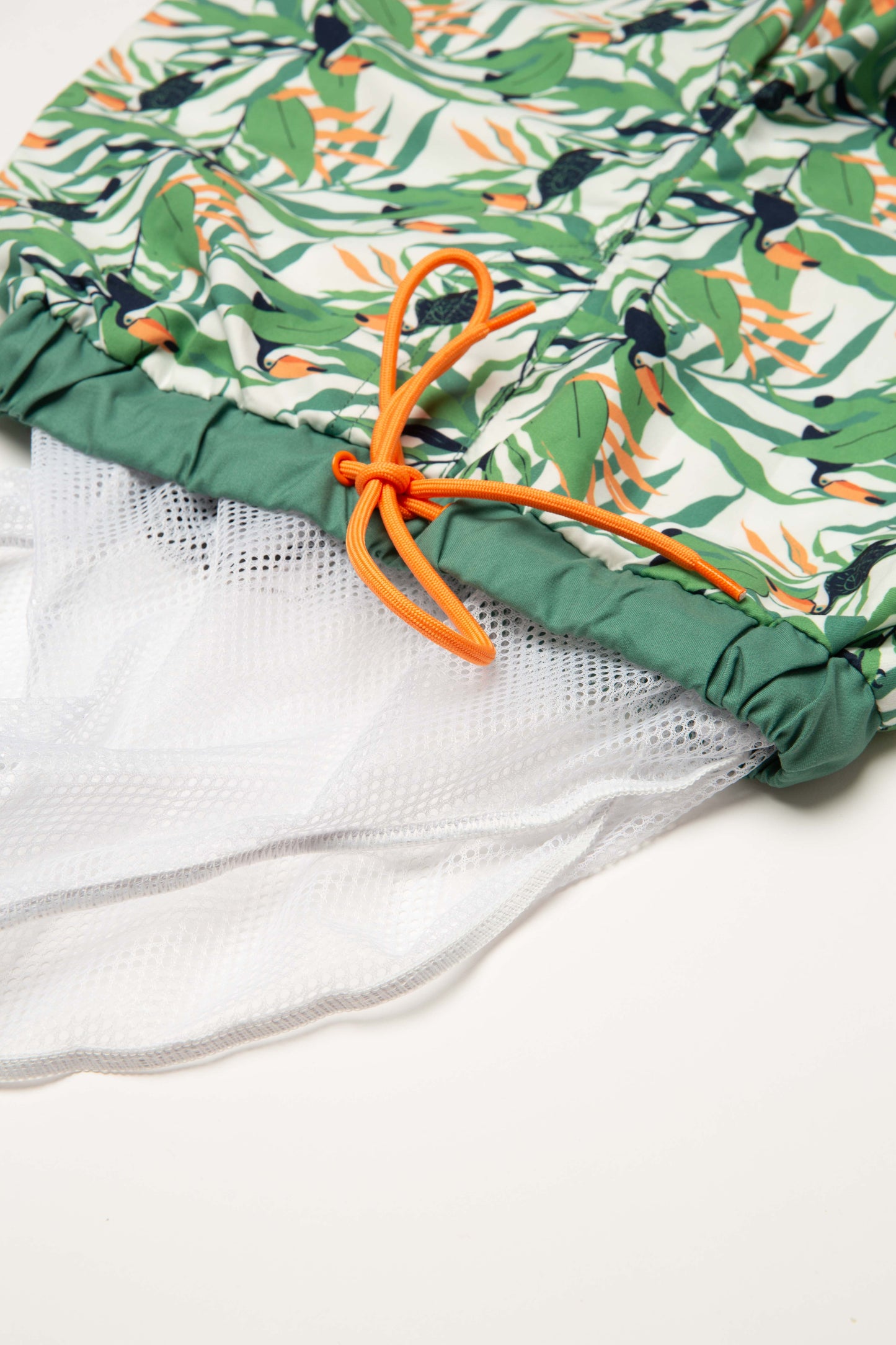 DucKsday - Pantaloni scurți tip boardshorts pentru plajă și înot cu protecție solară UPF 50+ -Toucan