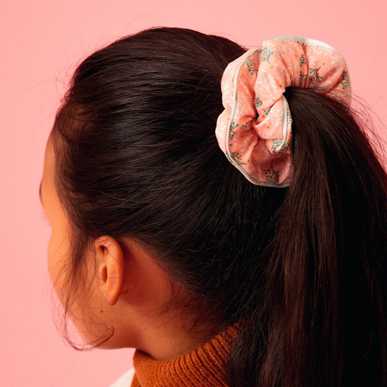 Colecția Plume – Scrunchie Fleur Djeco