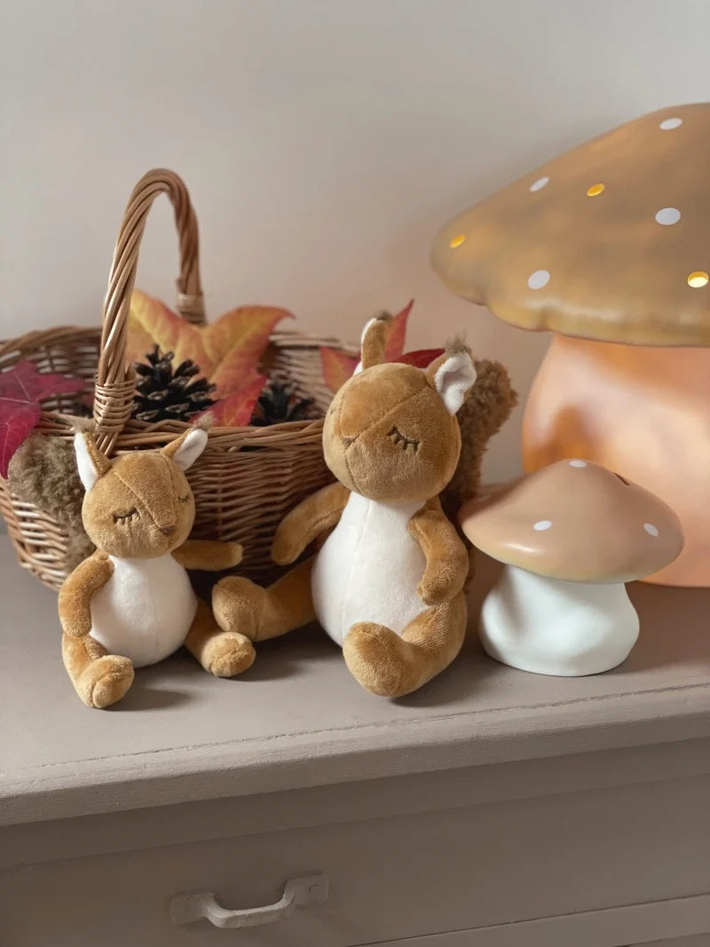 Mica veverițǎ Pam, Egmont Toys