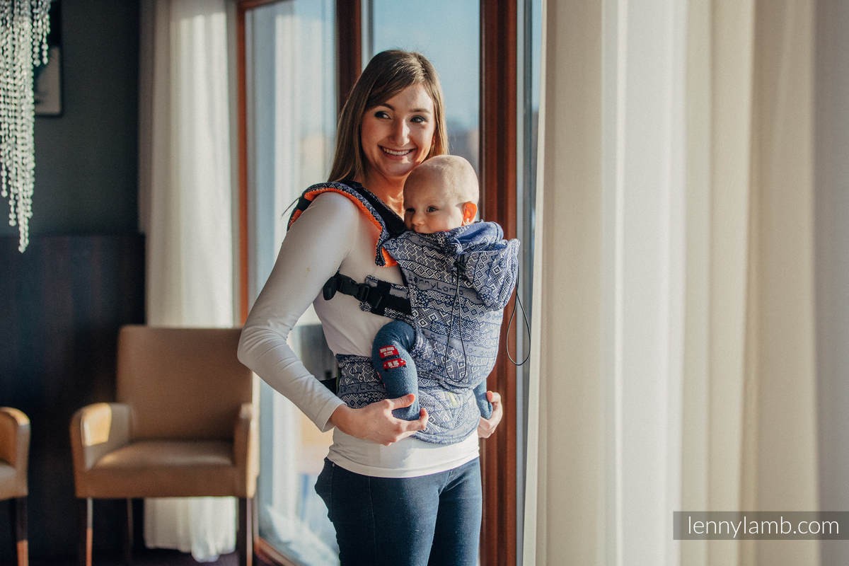 Testează marsupiul ergonomic Lenny Lamb – mărime toddler (pentru Cluj-Napoca)