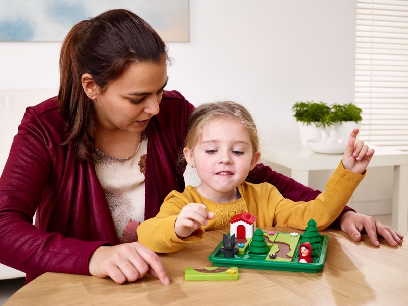 Little Red Riding Hood - Deluxe (Scufita Rosie,editie de lux) - Smart Games