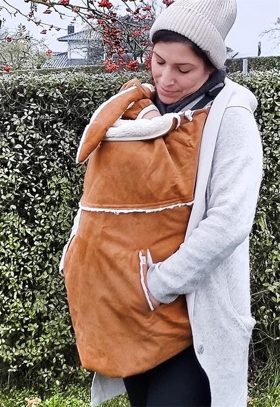 Protecție de babywearing MaM Promenade - Pecan/Cream + Cagulă Bunny ajustabilă