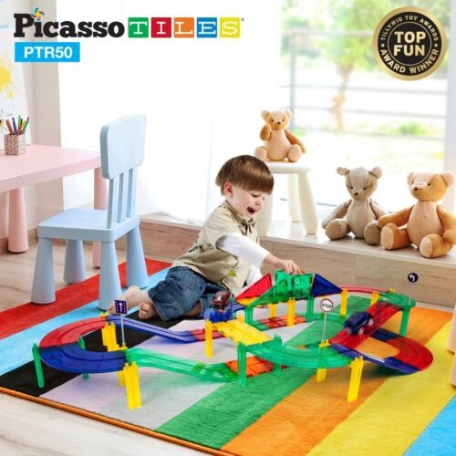 Set PicassoTiles Pistă de curse - 50 piese magnetice de construcție - conține 2 mașini cu LED-Uri