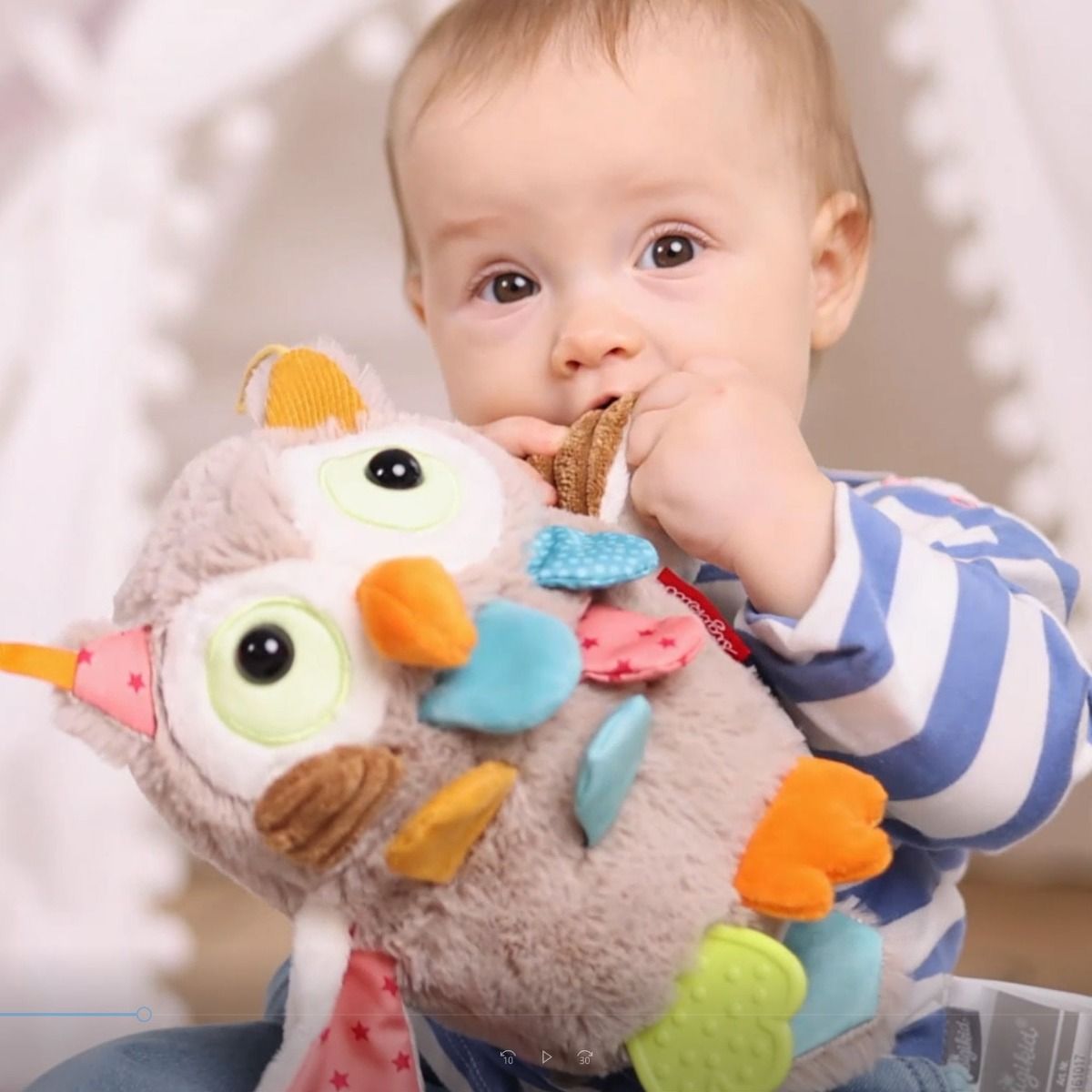 Jucărie senzorială din pluș cu activități și vibrații – Bufniță, PlayQ Sigikid