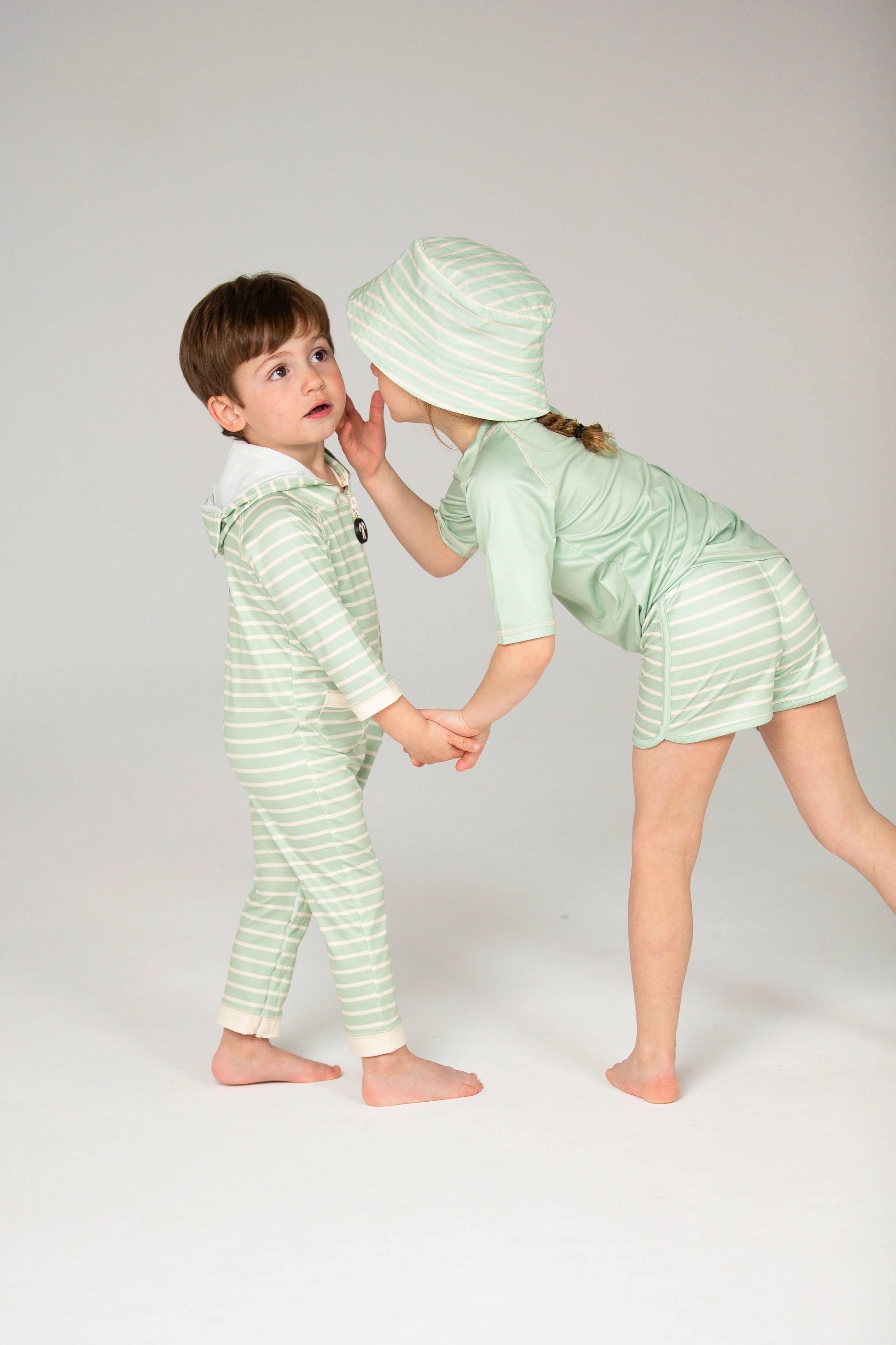 DucKsday - Tricou pentru înot cu protecție solară UPF 50+ - Light Green