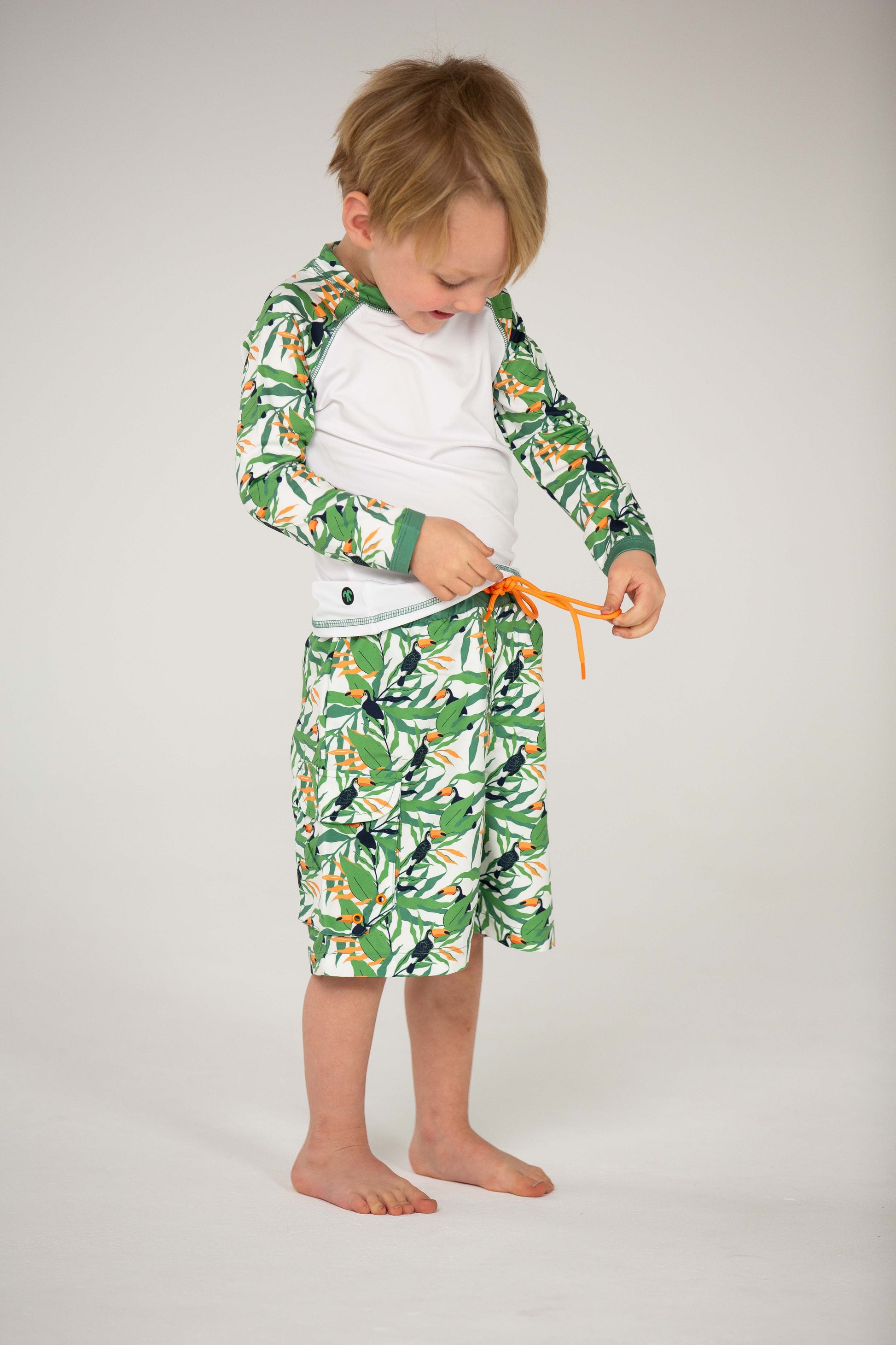 DucKsday - Pantaloni scurți tip boardshorts pentru plajă și înot cu protecție solară UPF 50+ -Toucan