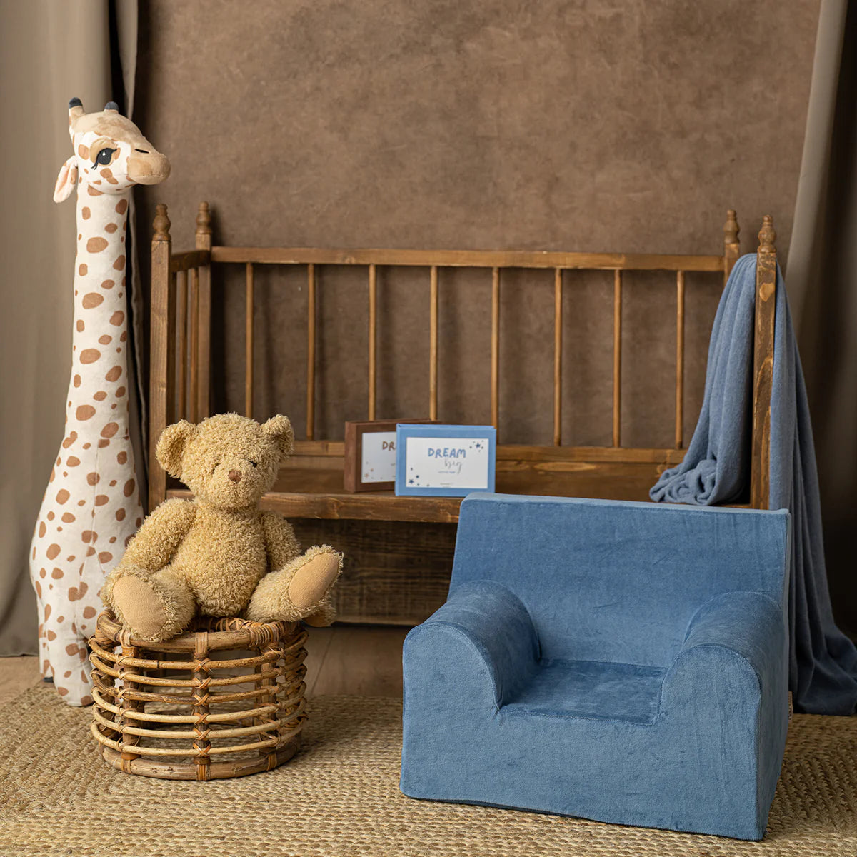 Fotoliu pentru copii Mentă, din catifea - Twindeco