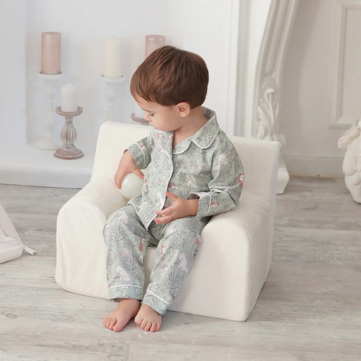 Fotoliu pentru copii Mentă, din catifea - Twindeco