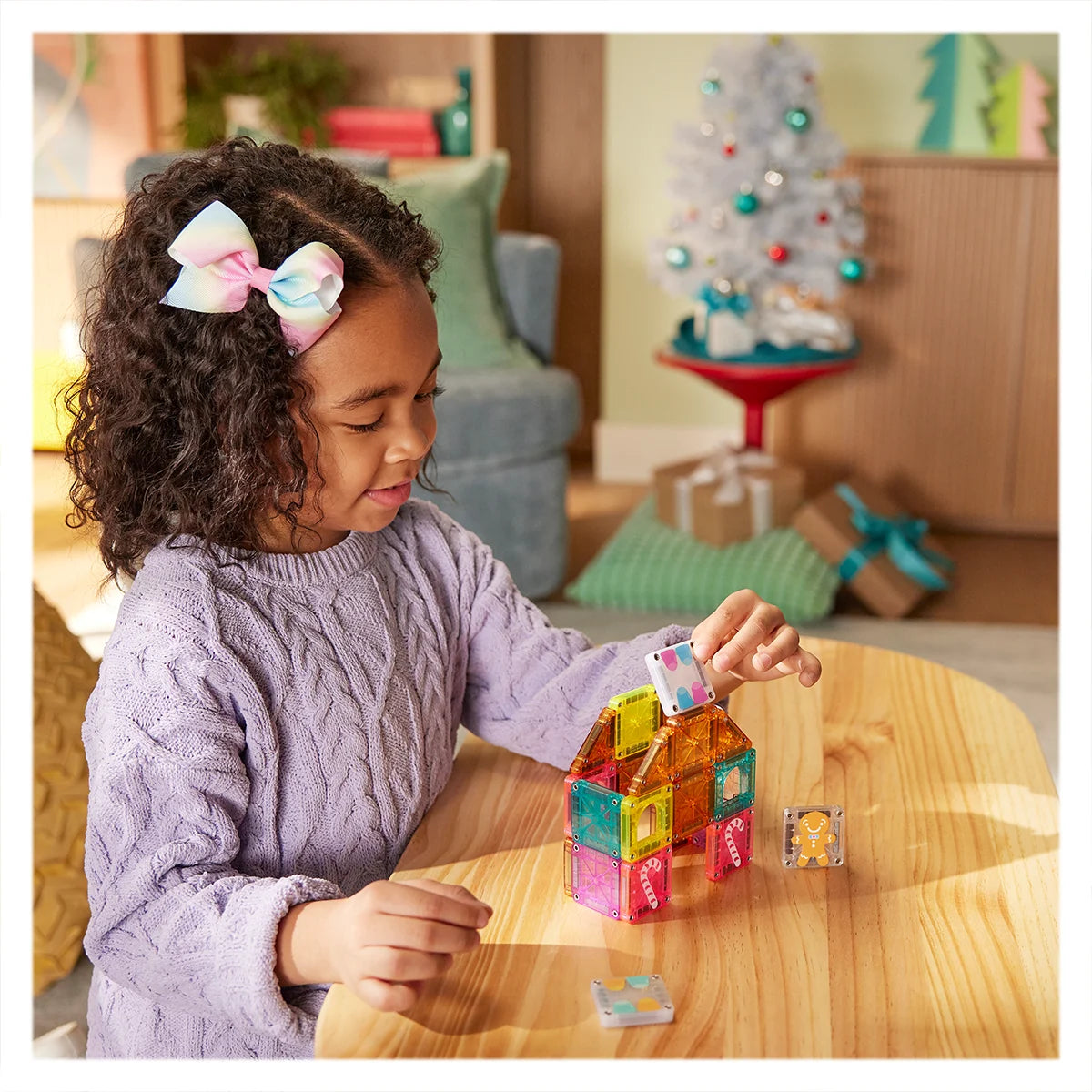 MAGNA-TILES microMags Gingerbread House, Travel set