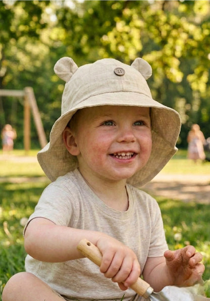 Pălărie ajustabilă ManyMonths Unique cu urechiușe din cânepă și bumbac - Beach Dust