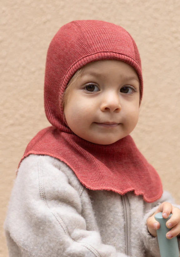 Cagulă Many Months din lână merinos - Red Canyon