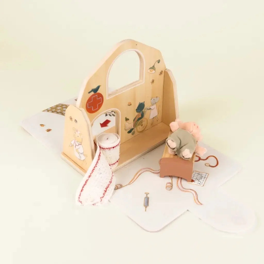 Joc de rol Mini căsuță de doctor, Egmont Toys