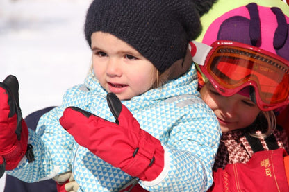 Manusi red - Ducksday