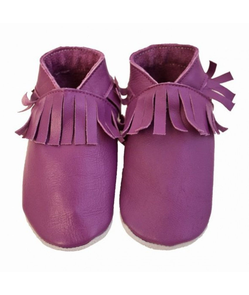 Papucei din piele cu talpă moale căptușiți - CeLaVi lila cu franjuri- Ideali pentru primii pași